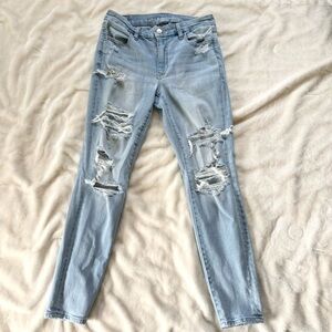 • american eagle distressed curvy high-rise jegging | 6 short •